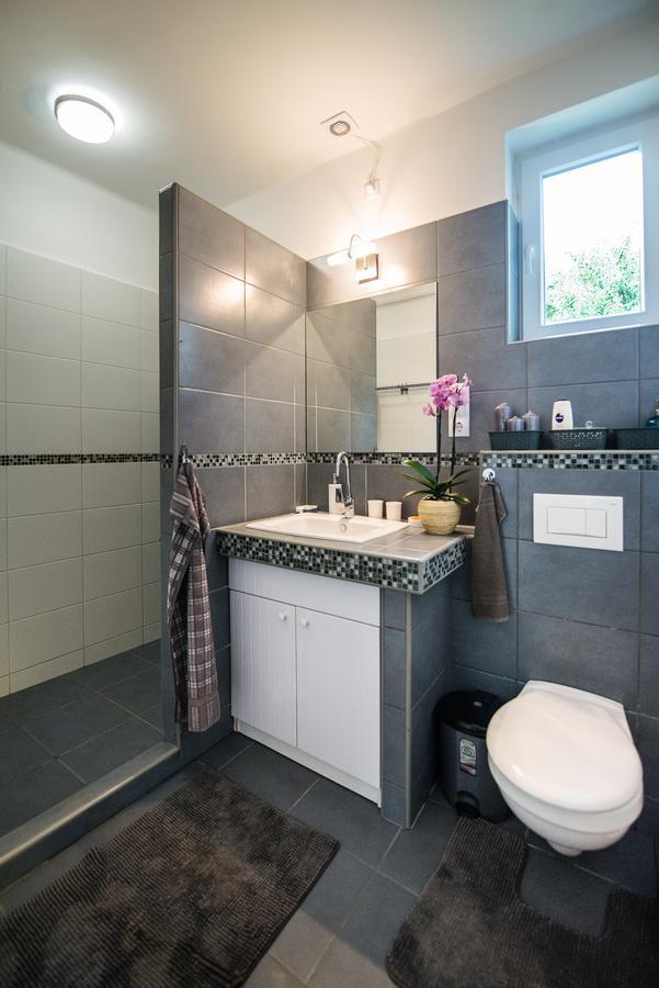 Csuka48 Apartman Szarvas Eksteriør bilde