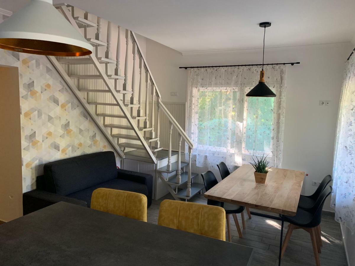 Csuka48 Apartman Szarvas Eksteriør bilde